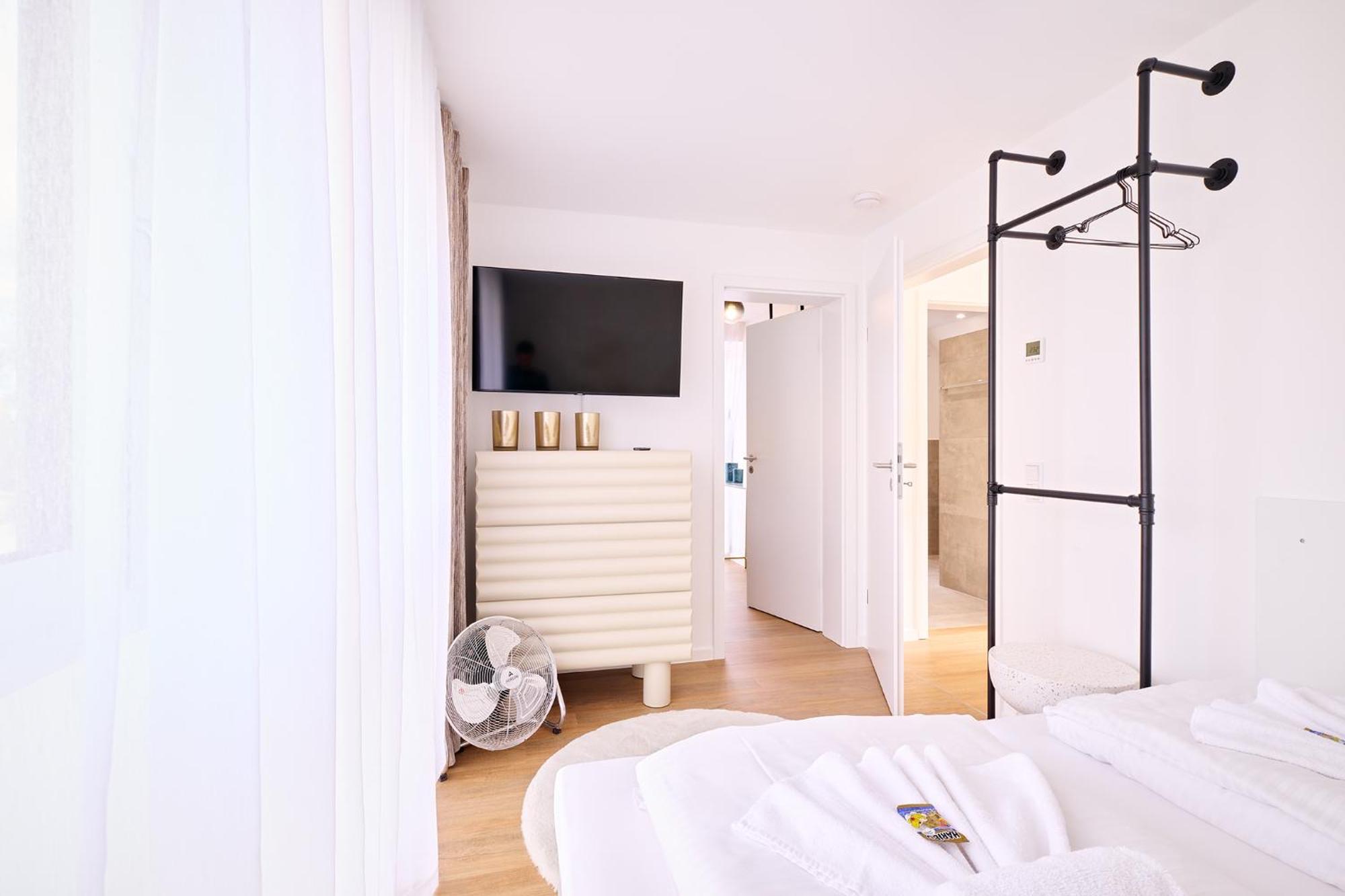 Xzllenz - 4 Schlafzimmer, Zentral, Parken, U-Bahn, 2 Baeder, 4 Smart-Tv, Optional Einzelbett 纽伦堡 外观 照片