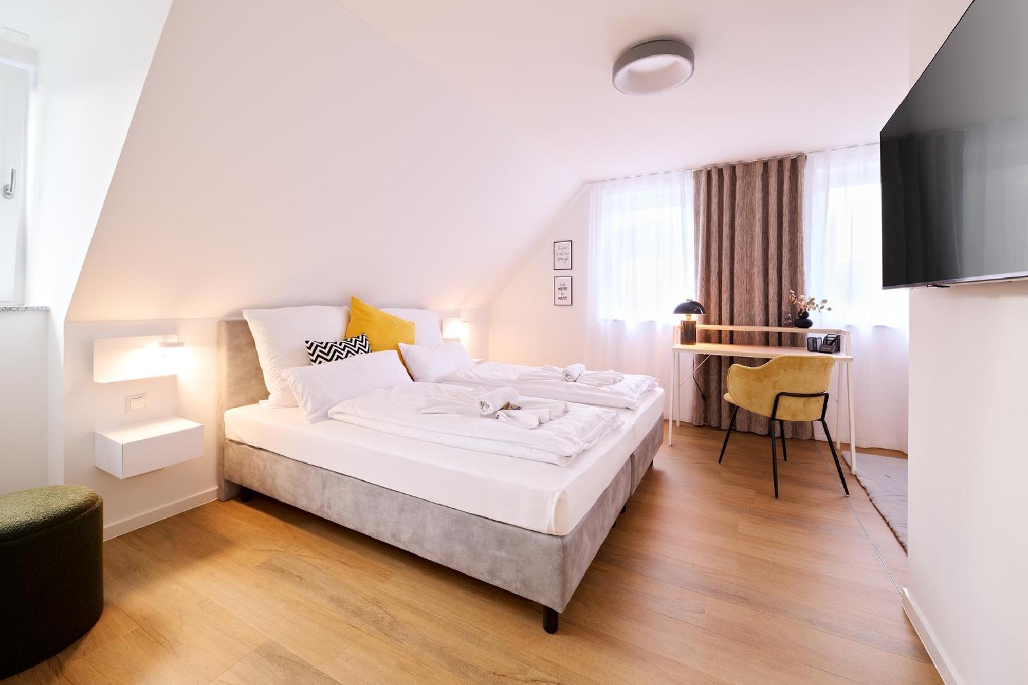 Xzllenz - 4 Schlafzimmer, Zentral, Parken, U-Bahn, 2 Baeder, 4 Smart-Tv, Optional Einzelbett 纽伦堡 外观 照片