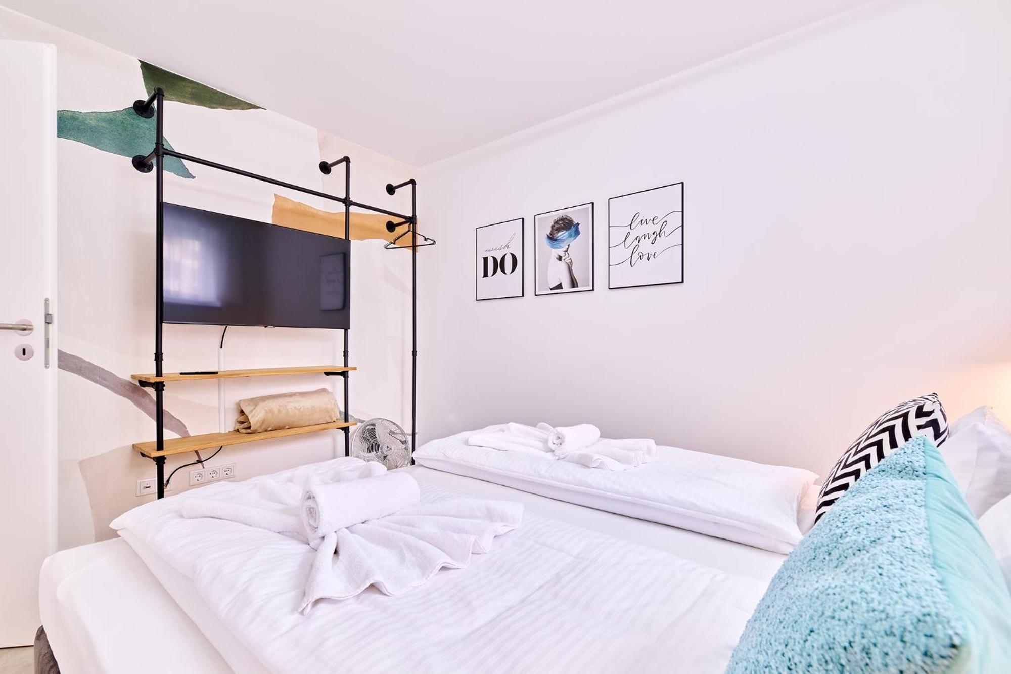Xzllenz - 4 Schlafzimmer, Zentral, Parken, U-Bahn, 2 Baeder, 4 Smart-Tv, Optional Einzelbett 纽伦堡 外观 照片